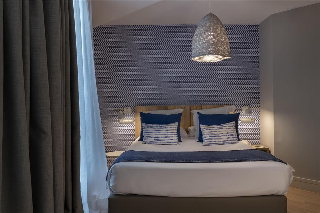 Vincci Puertochico Hotel
